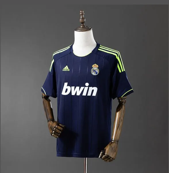 Camiseta de fútbol Real Madrid 2012/13 VISITANTE MANGA CORTA VERSION FAN